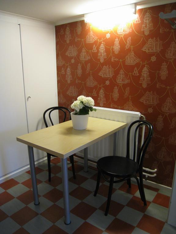 Accommodation For 2 In The Center City Of Lysekil Eksteriør billede