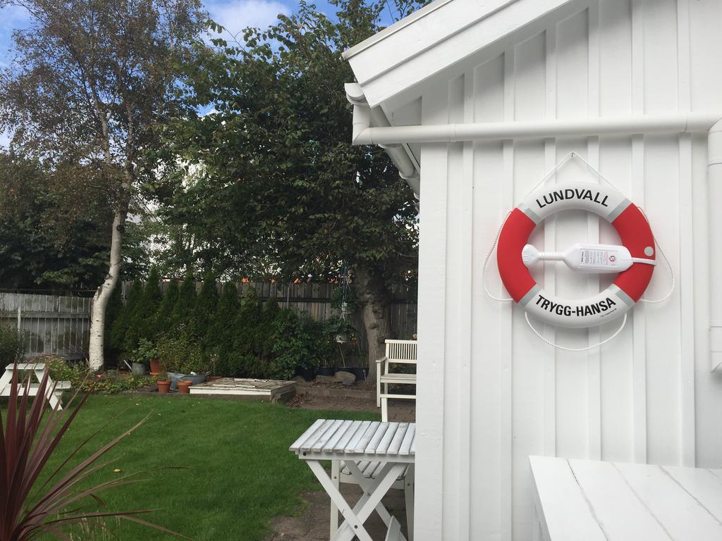 Accommodation For 2 In The Center City Of Lysekil Eksteriør billede